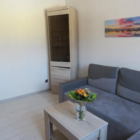 Fala Na Wyspie Oda ve Kahvaltı 3*